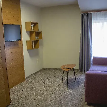 호텔 프린스 시릴 네세부르