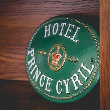 Cyril Hotel