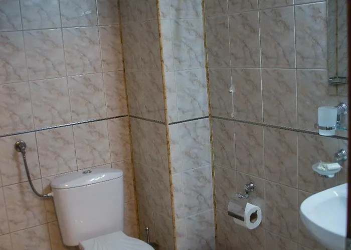 Cyril Νεσέμπαρ