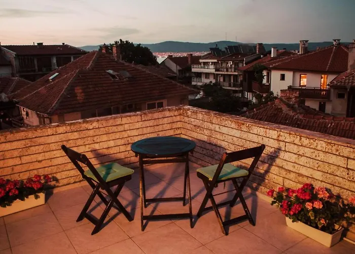 Ξενοδοχείο Cyril 3*